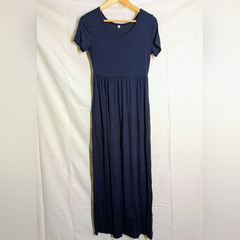 Elegant Navy Blue Maxi Dress